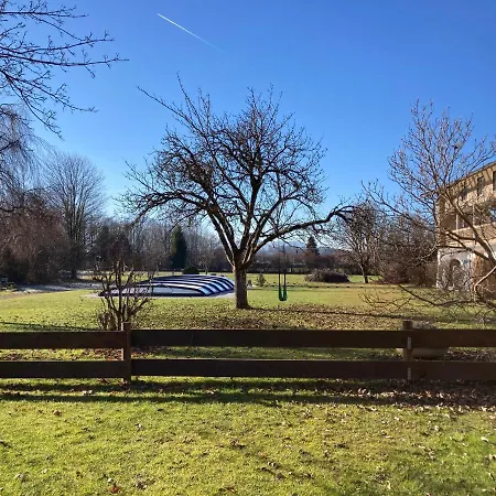 Familiensuite Mit Garten Und Poolnutzung *